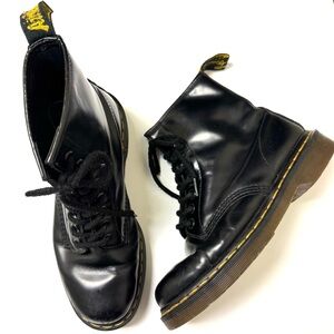 Dr. Martens 1460 Shiny Black Leather Lace Up Moto Combat 8 Eye Boots Women’s 7